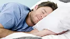 هل يساعد تناول الألياف على النوم العميق؟ دراسة تكشف