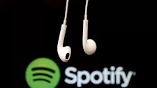 "Spotify" تكشف عن الأغاني الأكثر استماعا في عيد الحب