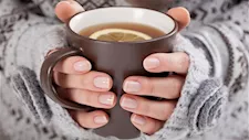 في الطقس البارد.. 5 مشروبات تُشعرك بالدفء وتحميك من الجفاف