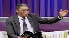 أحمد بخيت: موقف إنساني أشعل فتيل التحدي الشعري داخلي