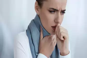 5 أعراض لاحتقان الحلق.. لا تتجاهلها