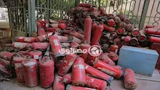   ضبط مصنع وورشة غير مرخصين لتجديد وتعبئة طفايات الحريق بالقاهرة