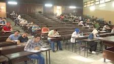 تنطلق الأسبوع المقبل.. هل تضاف امتحانات الميدتيرم للمجموع؟