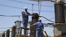 10 عدادات معطلة.. الكهرباء تكشف سبب فصل التيار عن عقار بمرسى مطروح