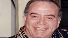 حسين كمال يكشف كواليس مشهد شهير للعندليب: "كان هيغمى عليا لما شفت الجرح"