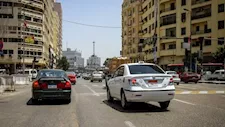 جولات ميدانية لمتابعة انتظام حركة نقل الطلاب والمواطنين بمواقف الشرقية