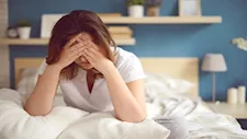 دراسة تحذر: القيلولة الطويلة قد تزيد خطر الكبد الدهني لدى مرضى السكري