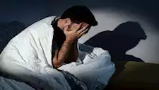  ما سر سماع أصوات غريبة عند البقاء في المنزل بمفردنا؟ 