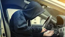 ضبط 5 متهمين.. الداخلية تكشف ملابسات سرقة سيارة طبيب أسنان بالإسكندرية