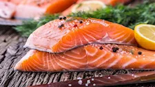  في رمضان.. تناول السلمون مرتين أسبوعيا يحافظ على قلبك
