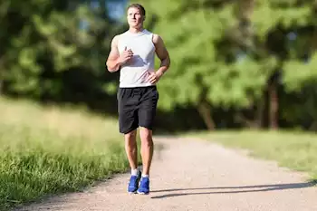 صحتك في رمضان | تقلص حجم العضلات عند التوقف عن التمرين.. إليك الأسباب