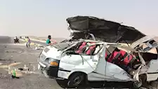 إصابة 8 أشخاص في انقلاب ميكروباص على الطريق الأوسطي بسوهاج