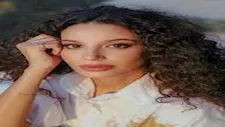 فستان ذهبي مميز.. معلومات وصور عن إطلالة مريم الجندي