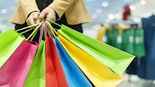 ظاهرة شراء الأشياء دون الحاجة إليها.. ماذا يحدث داخل العقل؟ وكيف تتحول