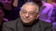 "فيرا.. هنحج" ابنة أحمد راتب تكشف كواليس موقف مؤثر أبكى العائلة قبل 27 عاما