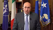 وزير دفاع إيطاليا: إسرائيل فقدت الصواب والإنسانية بغزة