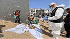 انتشال جثامين 30 شهيدا فلسطينيا قتلهم جيش الاحتلال في مجمع الشفاء بغزة