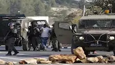 الاحتلال يداهم منازل أسرى محررين في مدينة طوباس ويعتدي على مواطنين جنوب