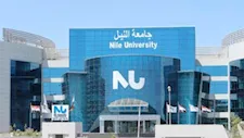 طلاب يصممون تقنية ذكية للكشف عن أورام الدماغ دون تدخل جراحي