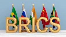تحويلات المصريين العاملين بـ"بريكس" تتخطى 16 مليار دولار في 6 أشهر