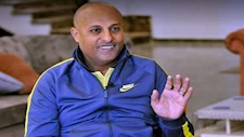 "المشاكل بتزيد"..تصريحات مثيرة من طارق مصطفى عن الزمالك