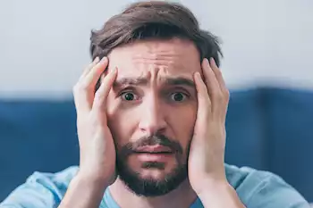 أسباب الشعور بالانفصال عن الواقع