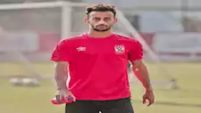 "اللاعب سيخضع للفحص الطبي".. الأهلي يوافق على رحيل أحمد عبدالقادر (خاص)