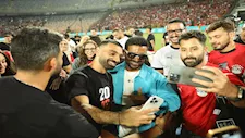 "سيلفي مع صلاح".. أحمد سعد ينشر صورًا من احتفالية تأهل مصر لكأس العالم