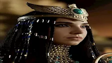  مستوحاة من أناقة ملكات مصر.. مصممة أزياء تعلق على إطلالات النجمات بالزي