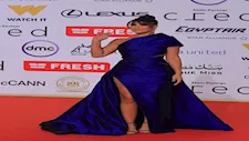 "فستان جريء بفتحة ساق".. صبا مبارك جذابة في افتتاح مهرجان القاهرة السينمائي