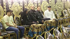 الصور الأولى..  طارق الشيخ في عزاء إسماعيل الليثي بإمبابة