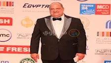 خالد الصاوي ببدلة أنيقة في فعاليات اليوم السابع لمهرجان القاهرة السينمائي  