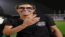 أخفت على والدها لعبها للكرة.. من هي لمياء بومهدي مدربة مازيمبي للسيدات؟