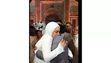 بكاء ابنة محمد هنيدي في عقد قرانها (صور وفيديو)