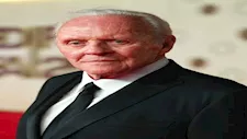 أنتوني هوبكنز وأبو بكر شوقي يصلان حفل ختام مهرجان البحر الأحمر السينمائي