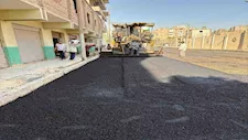 محافظ المنيا يتابع مشروعات رصف الطرق ورفع كفاءة شوارع المدينة (صور)