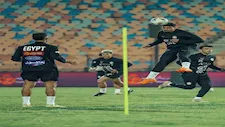 "مشاركة إبراهيم عادل".. 20 صورة لمران منتخب مصر الجماعي استعدادا لمواجهة