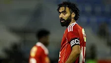 تمسك بالرحيل ورفض الشحات.. إعلامي يكشف تحرك الأهلي لتجديد عقد ثنائي الفريق