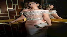  بإطلالة عفوية.. هنا شيحة تخطف الأنظار في مهرجان روتردام السينمائي