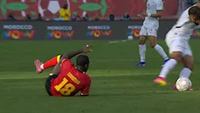 بطلها ثنائية الأهلي التاريخية.. قصة رباعي الدوري المصري بقميص أنجولا ضد