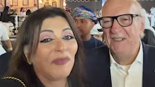 هالة صدقي تلتقي الموسيقار عمر خيرت..وتعلق: "بخير وربنا يديه الصحة"(فيديو)