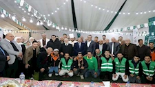 محافظ الشرقية يشارك في الإفطار الجماعي لـ"بنك الطعام"و"زواد للتنمية" بالزقازيق
