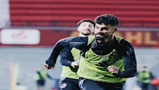 البنك الأهلي يطلب تمديد إعارة أحمد رضا وينتظر رد الأهلي