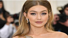 أنوثة طاغية.. 8 صور لـ أشهر جميلات برج الثور
