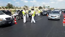 الداخلية تضبط 106 آلاف مخالفة مرورية و5 ملايين جنيه في قضايا عملات