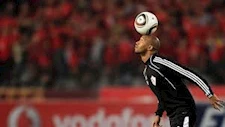 بعد اعلان اعتزاله.. ماذا قال نجوم كرة القدم عن شيكابالا؟