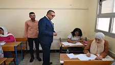 محافظ جنوب سيناء يتفقد لجان امتحانات الثانوية العامة بشرم الشيخ 