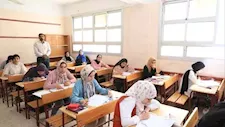 إصابة طالبة ثانوية بتشنجات أثناء أداء الامتحان فى قنا