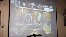 وزير التعليم يتابع امتحانات الثانوية من داخل غرفة العمليات بالمنيا 