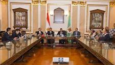 جامعتا القاهرة وجنوب الصين الزراعية يبحثان الشراكة لمكافحة التصحر 